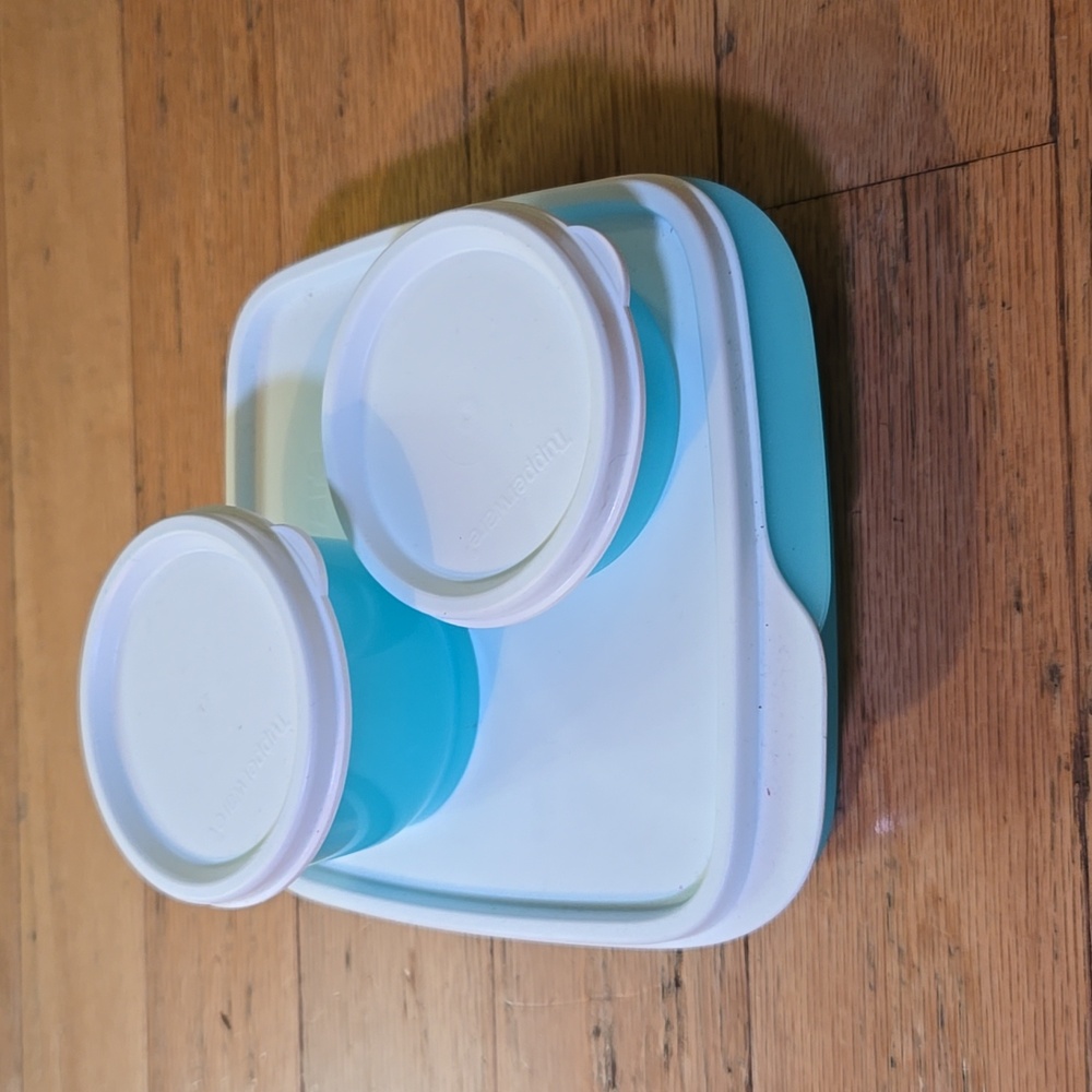 NEW Tupperware Healthy Habits Lunch Set - Blue